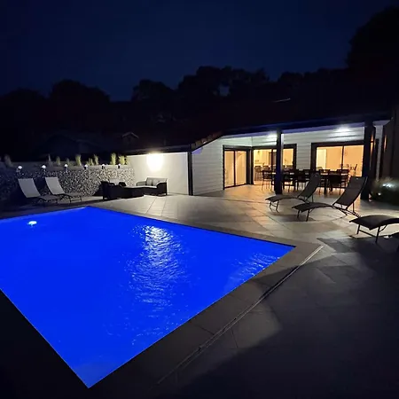 Βίλα D'exception Avec Piscine Chauffee Proche Ocean A - Fr-1-831-8 *